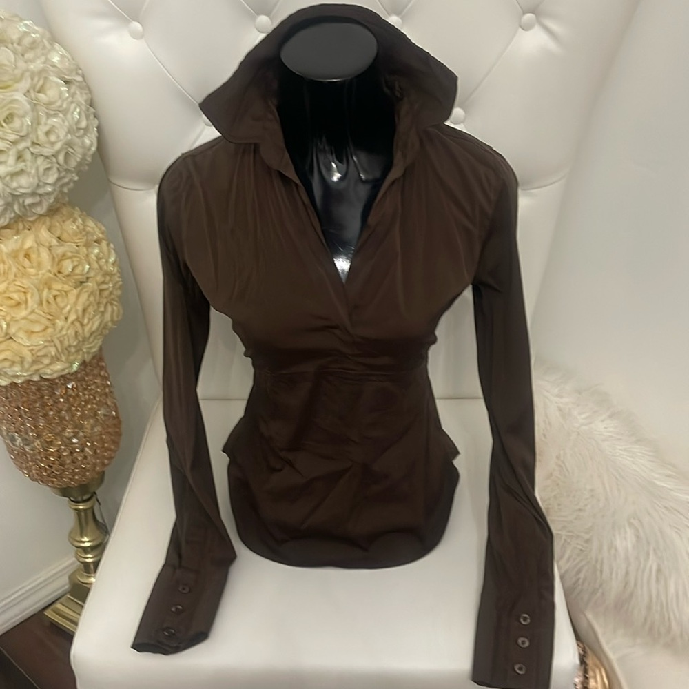 Brown women’s long sleeve top